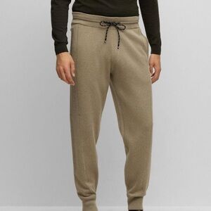 Hugo Boss Men's Tan Joggers wool pants XXL, M